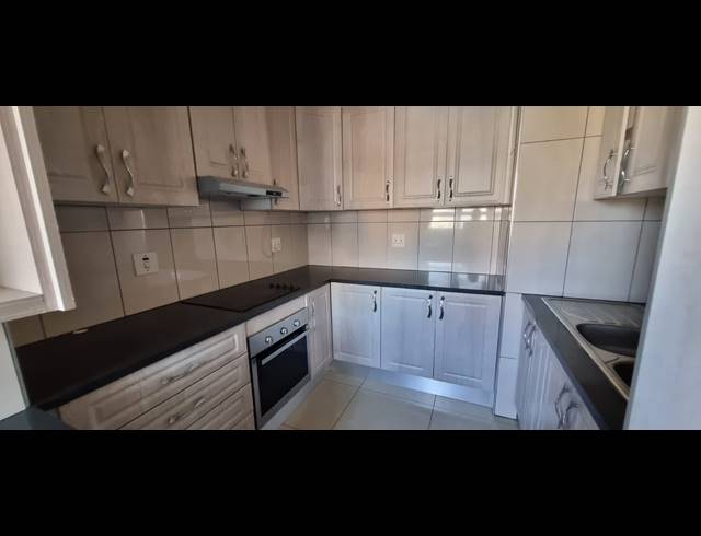3 BEDROOM FLAT FOR SALE IN NORTH BEACH